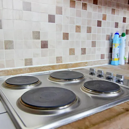 Ozkan - Center Fully Furnished 50mbps Wifi Netflix Διαμέρισμα *